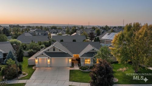 1233 Horseshoe Canyon Dr, Middleton, ID, 83644-4723 | Card Image