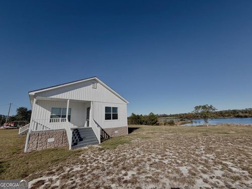 151 Lake Gloria Ln, Alma, GA, 31510-5757 | Card Image