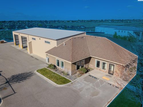 9232 Clearwater Pl, Kennewick, WA, 99336 | Card Image