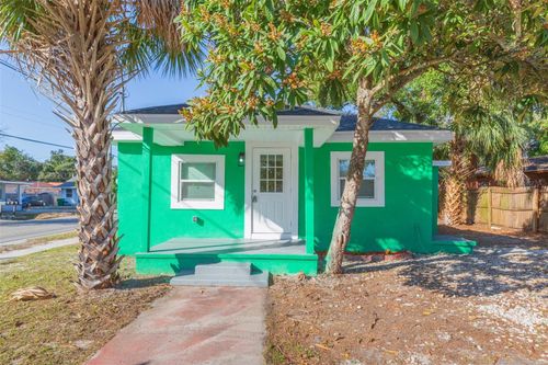 8102 N 14th St, TAMPA, FL, 33604-3328 | Card Image