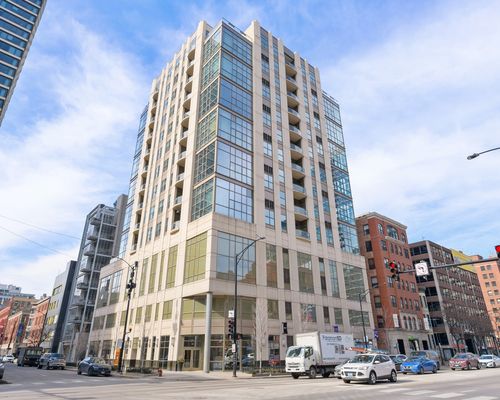 apt-1106-150 W Superior St, Chicago, IL, 60654-8709 | Card Image