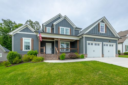 252 Goose Creek Cir, Soddy Daisy, TN, 37379-2404 | Card Image