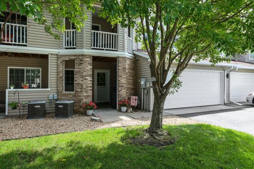 5613 100th Ln N, Brooklyn Park, MN, 55443-5700 | Card Image