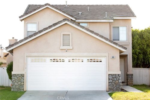 860 Foxtail Dr, Corona, CA, 92878-7798 | Card Image