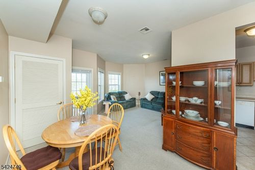 202-375 Rifle Camp Rd, Woodland Park, NJ, 07424-3276 | Card Image