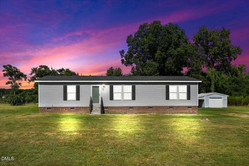 107 E Old Fort Road, Pikeville, NC, 27863 | Card Image