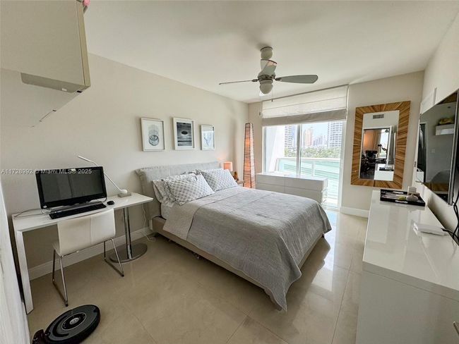 APT-412 - 19400 Turnberry Way, Condo with 3 bedrooms, 3 bathrooms and null parking in Aventura FL | Image 11