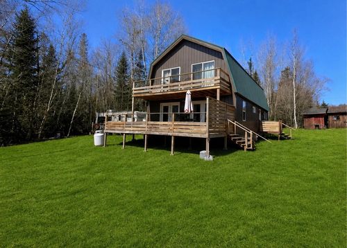 3 Trafton Ln, Lakeville, ME, 04487-7451 | Card Image