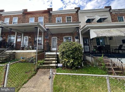 3011 W Lanvale Street, Townhouse with 3 bedrooms, 1 bathrooms and null parking in BALTIMORE MD | Image 2