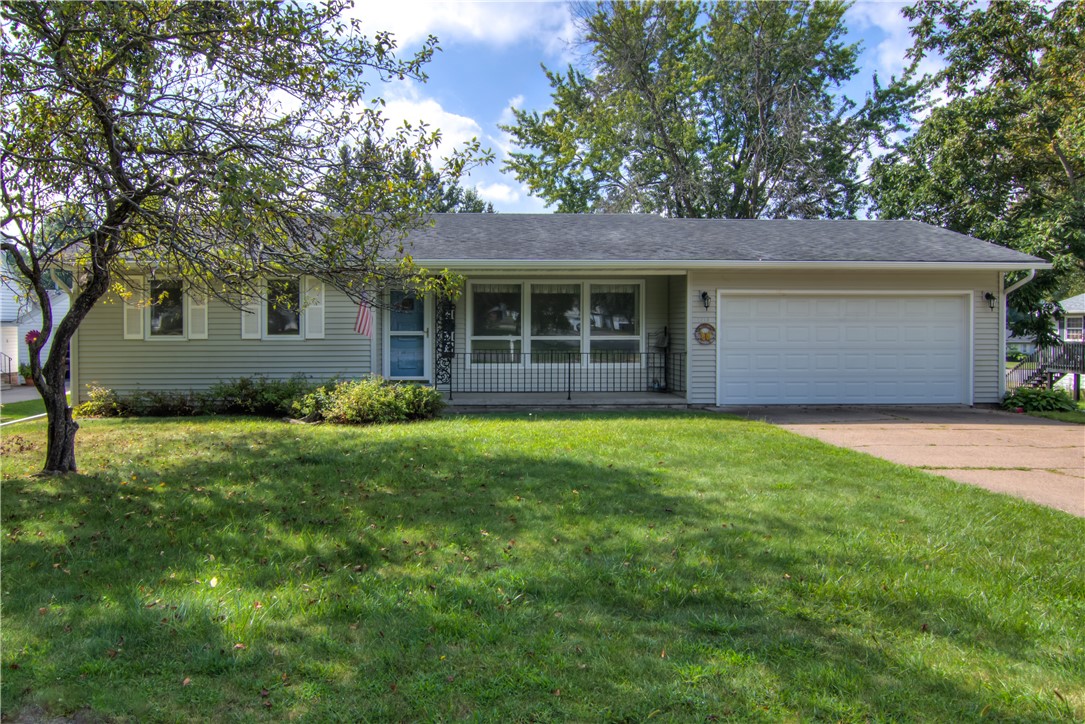 Vine St, Eau Claire, WI 54703