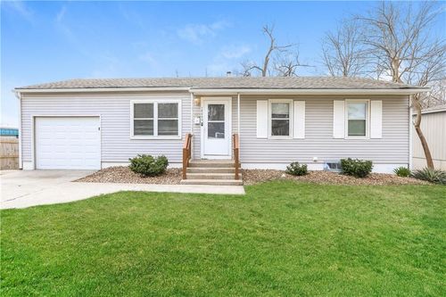 18003 E 12th St N, Independence, MO, 64056-1150 | Card Image