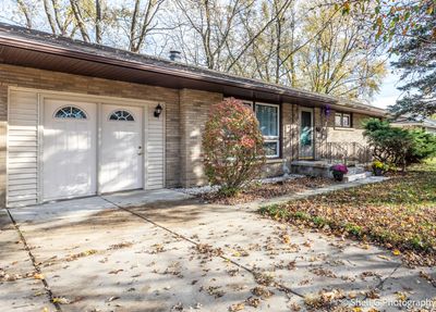 516 Evergreen Lane, House other with 3 bedrooms, 1 bathrooms and 4 parking in Bradley IL | Image 2