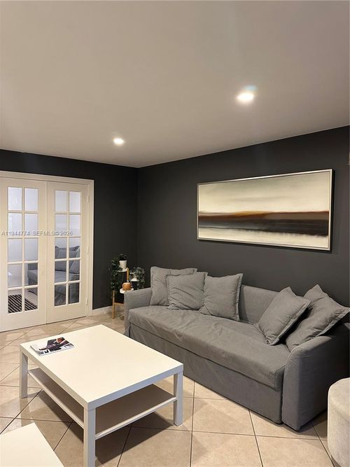 108-18151 Ne 31st Ct, Aventura, FL, 33160-2660 | Card Image