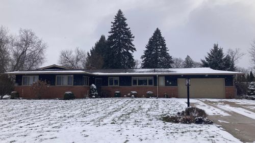 51 Lakeside Dr, Battle Creek, MI, 49015-3531 | Card Image