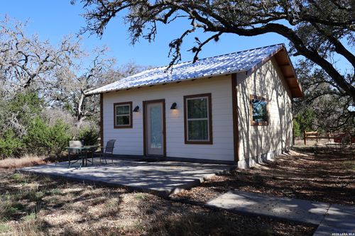 2647 River Bluff Cir, Pipe Creek, TX, 78063-6076 | Card Image