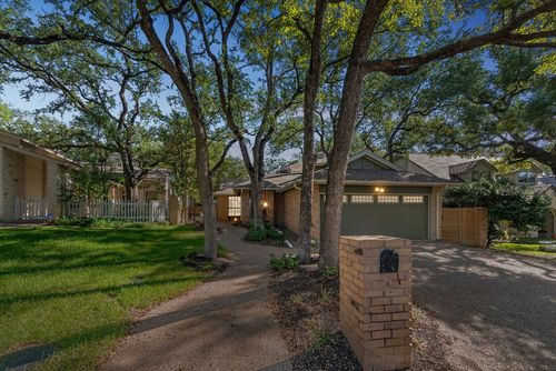5704 Sam Houston Cir, Austin, TX, 78731-3337 | Card Image