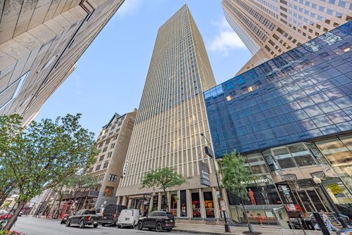 apt-27h-100 Walton St, Chicago, IL, 60611-1417 | Card Image