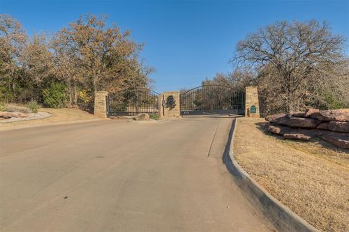 20176 Rock Hollow Dr, Arcadia, OK, 73007-8110 | Card Image