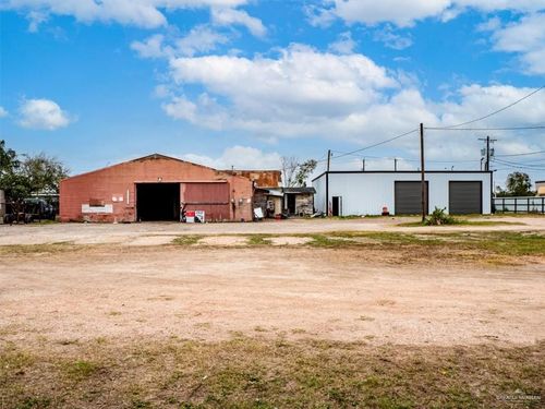 112 S 7th St, Donna, TX, 78537-3107 | Card Image