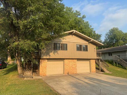 305 Jackson Ave N, Hopkins, MN, 55343-8305 | Card Image