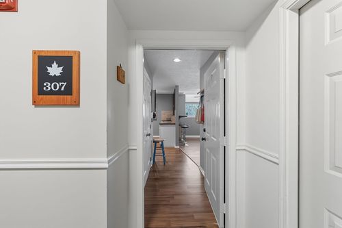 apt-307-140 High St, Westerly, RI, 02891-1866 | Card Image