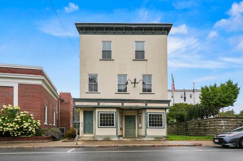 98 Exchange St, Athol, MA, 01331-1812 | Card Image