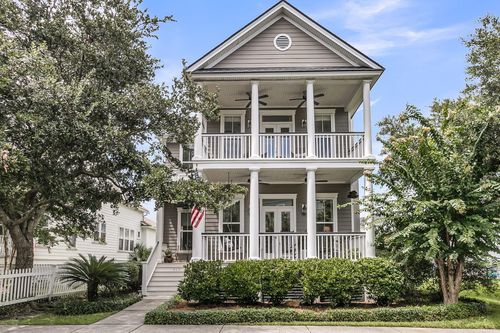 517 Country Place Rd, Mount Pleasant, SC, 29464-8259 | Card Image