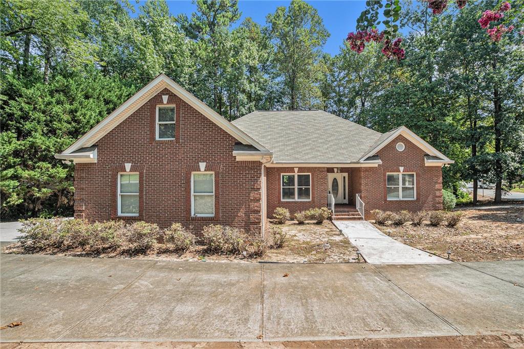 Parham Pl, Lilburn, GA 30047