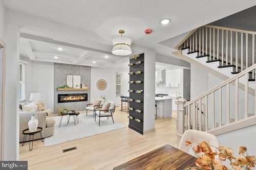3708 Fairview Ave, BALTIMORE, MD, 21216-1330 | Card Image