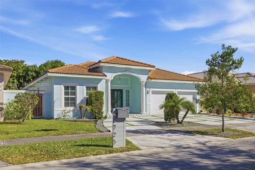 8725 Nw 148th Ter, Miami Lakes, FL, 33018-8013 | Card Image