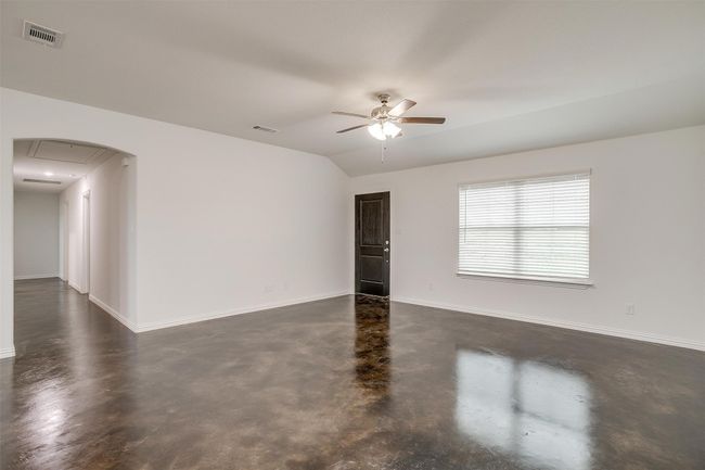 5716 High Plains Trl, House other with 5 bedrooms, 3 bathrooms and null parking in Joshua TX | Image 6