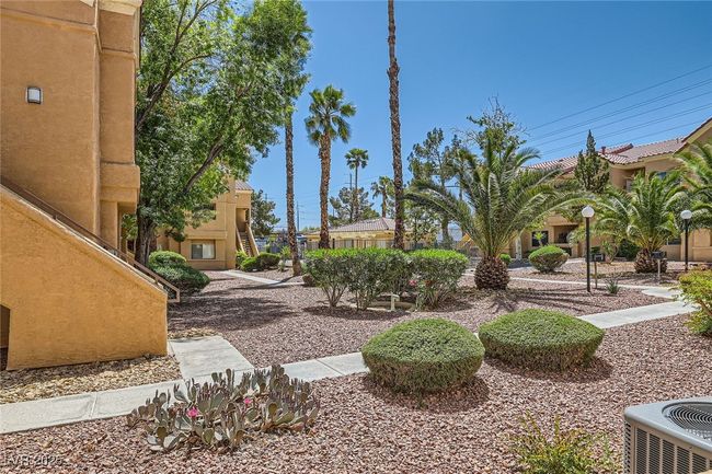UNIT-112 - 900 Heavenly Hills Ct, Condo with 2 bedrooms, 2 bathrooms and null parking in Las Vegas NV | Image 27