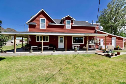 306 Wroten St, Jordan Valley, OR, 97910-8018 | Card Image