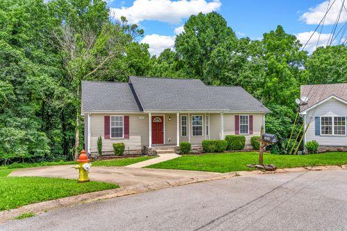 1054 Red Apple Ct, Clarksville, TN, 37040-2894 | Card Image