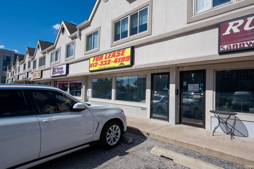 421 E 3rd St, Bloomington, IN, 47401-3630 | Card Image