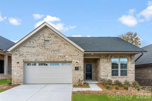 409 Newstyle Way, Gastonia, NC, 28056-8697 | Card Image