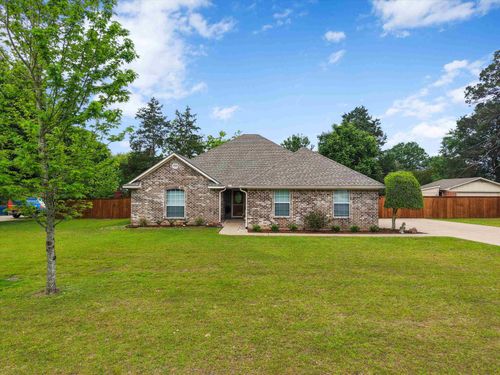 106 Tulip St, White Oak, TX, 75693-1734 | Card Image