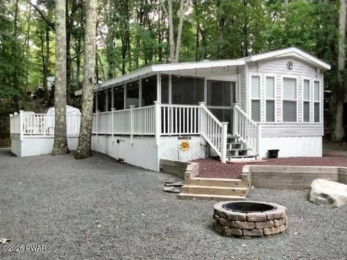 129 Stag Run, Milford, PA, 18337-4143 | Card Image