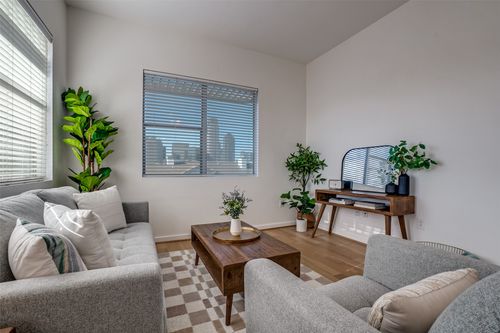 apt-3b-3015 Bryan St, Dallas, TX, 75204-6141 | Card Image