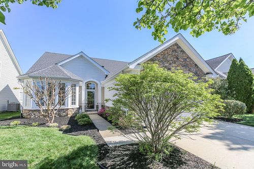 5705 W Kesslers Xing, FREDERICKSBURG, VA, 22407-9368 | Card Image