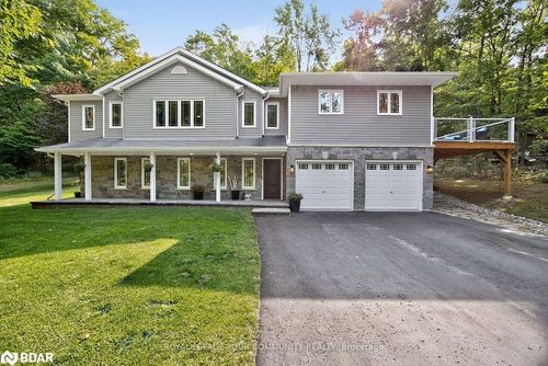 135 Huronwoods Dr, Coldwater, ON, L0K1E0 | Card Image