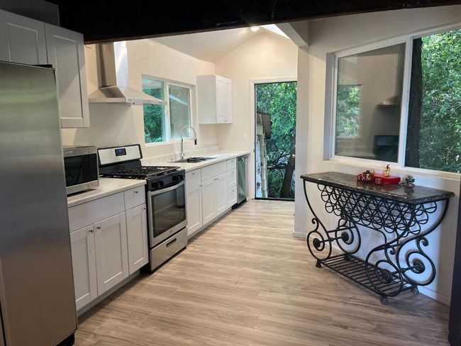 25054 Highland Way, House other with 2 bedrooms, 2 bathrooms and 4 parking in Los Gatos CA | Image 17