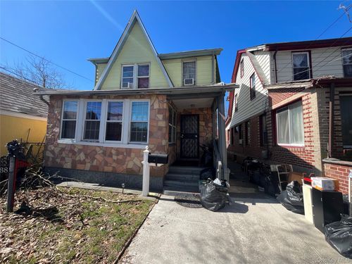 10438 202nd Street, New York, NY, 11412 | Card Image