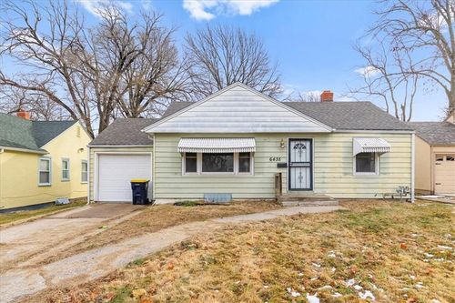 6435 Walrond Ave, Kansas City, MO, 64132-1259 | Card Image
