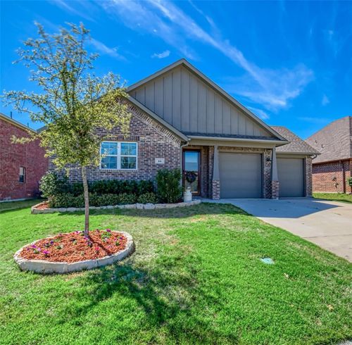 64 Kramer Ln, Sanger, TX, 76266-5783 | Card Image