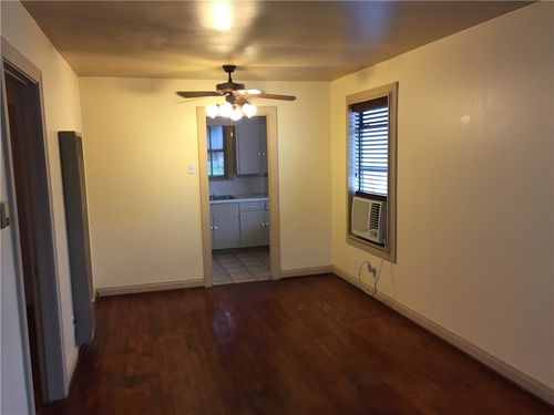 b-611 W 37th St, Austin, TX, 78705-1210 | Card Image