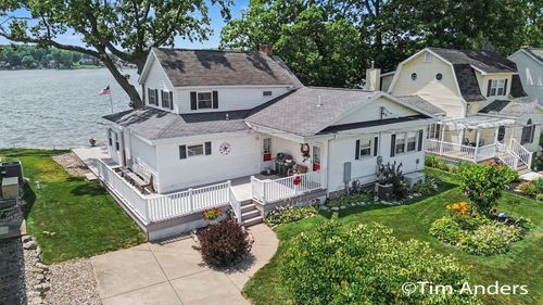 10992 Boniface Point Dr, Plainwell, MI, 49080-9210 | Card Image