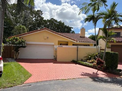 9231 Sw 150th Ave, Miami, FL, 33196-1350 | Card Image