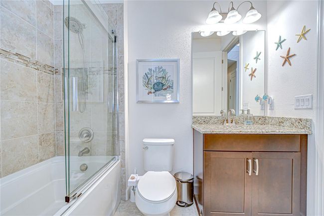 8433 Alberata Vista Dr, House other with 2 bedrooms, 2 bathrooms and null parking in Tampa FL | Image 37