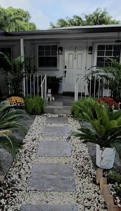 1055 58th Ter, Miami, FL, 33127-1329 | Card Image
